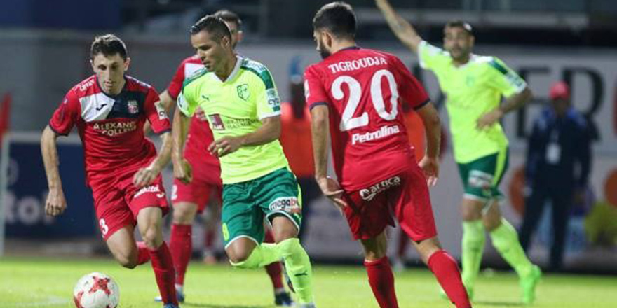 Yeni lider AEK