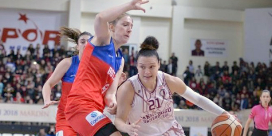 YDÜ finalde: 79-63