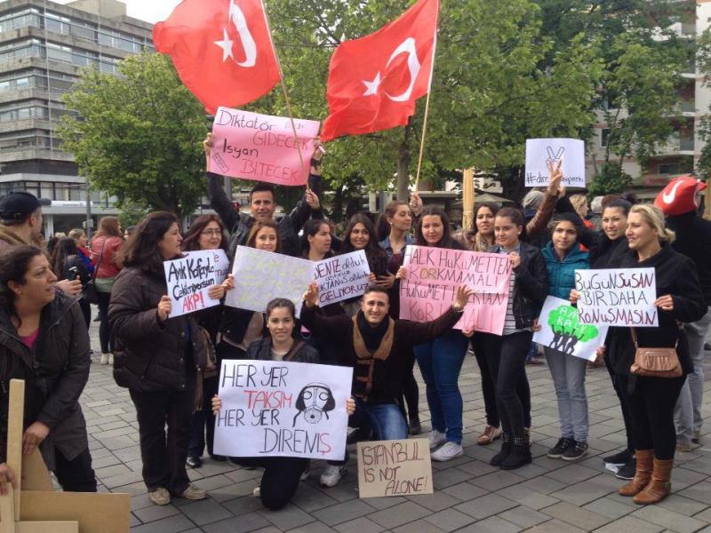Her yer Taksim, Her yer Direniş 9