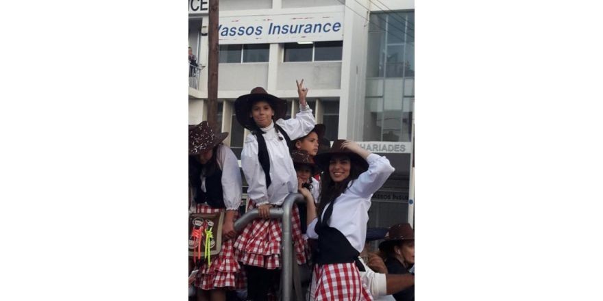 Rengârenk Limasol Karnavalı