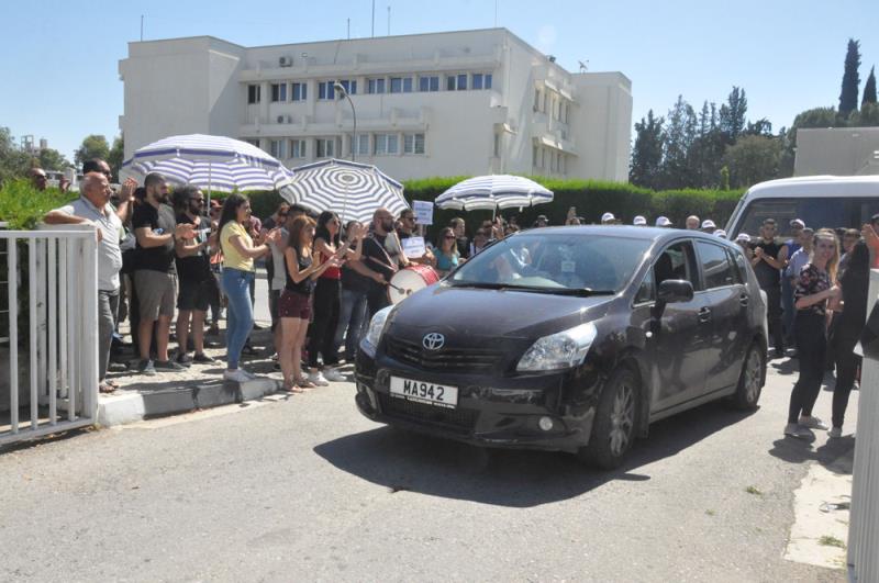 Gençler direndi, hükümet kulak tıkadı 37