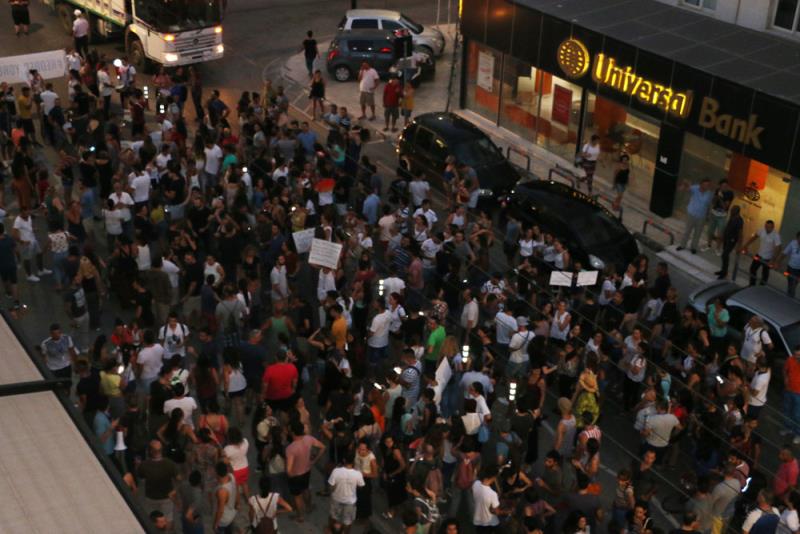 Gençler yine yürüdü, reddetti, tek yürek ses verdi 12