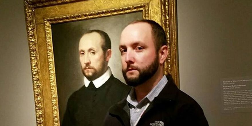 İkiziniz bir sanat müzesinde olabilir