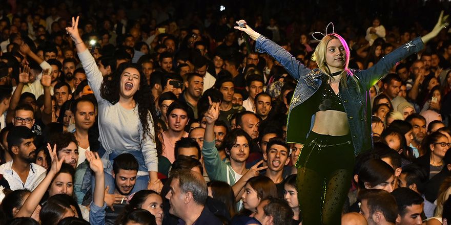 Aleyna konserine yoğun ilgi