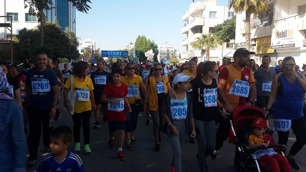 Lefkoşa Turkcell ile Koşuyor Maratonuı 10