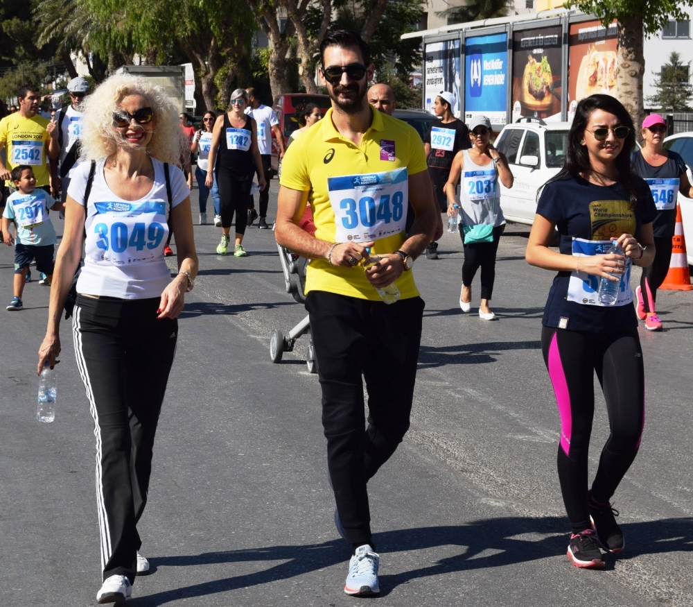 Lefkoşa Turkcell ile Koşuyor Maratonuı 17