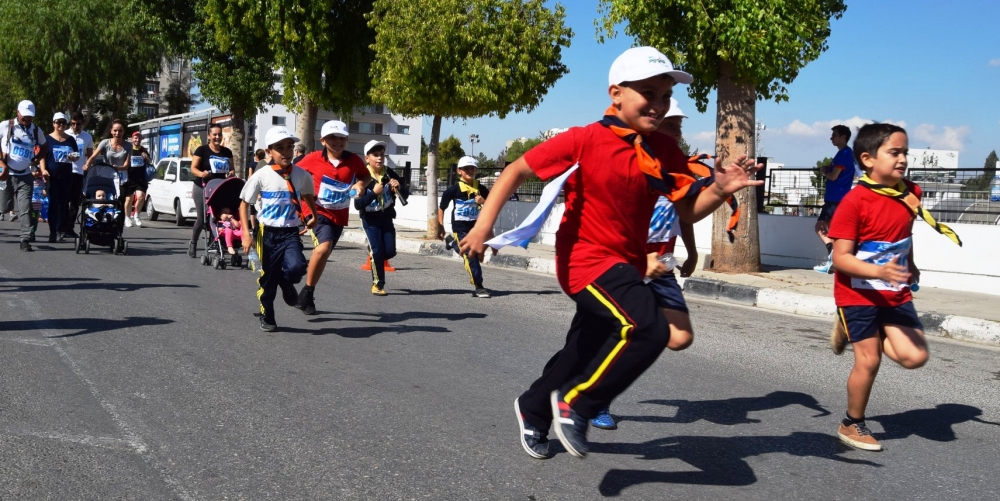 Lefkoşa Turkcell ile Koşuyor Maratonuı 24