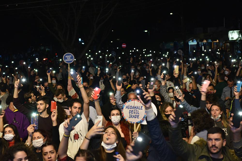 Demokrasi, irade, ÖZGÜRLÜK 27