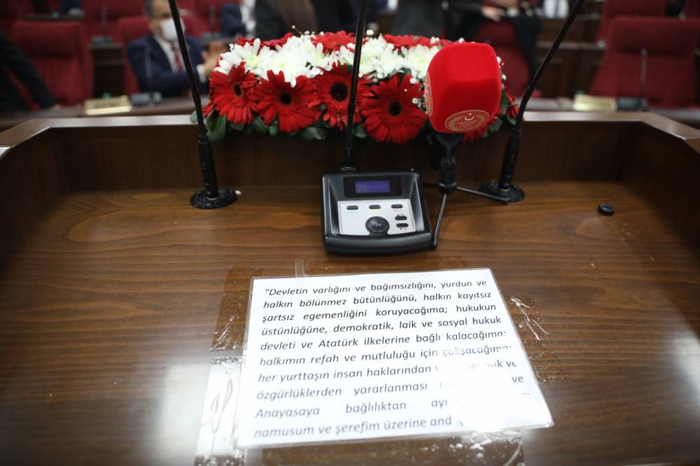 MECLİS'TE YENİ DÖNEM 15