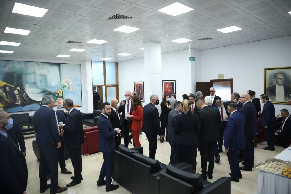 MECLİS'TE YENİ DÖNEM 18