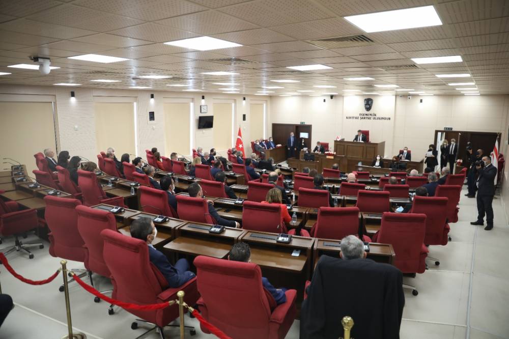 MECLİS'TE YENİ DÖNEM 8