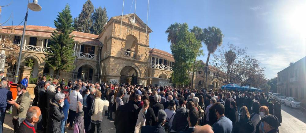 Basın özgürlüğü için mahkeme önünde 27