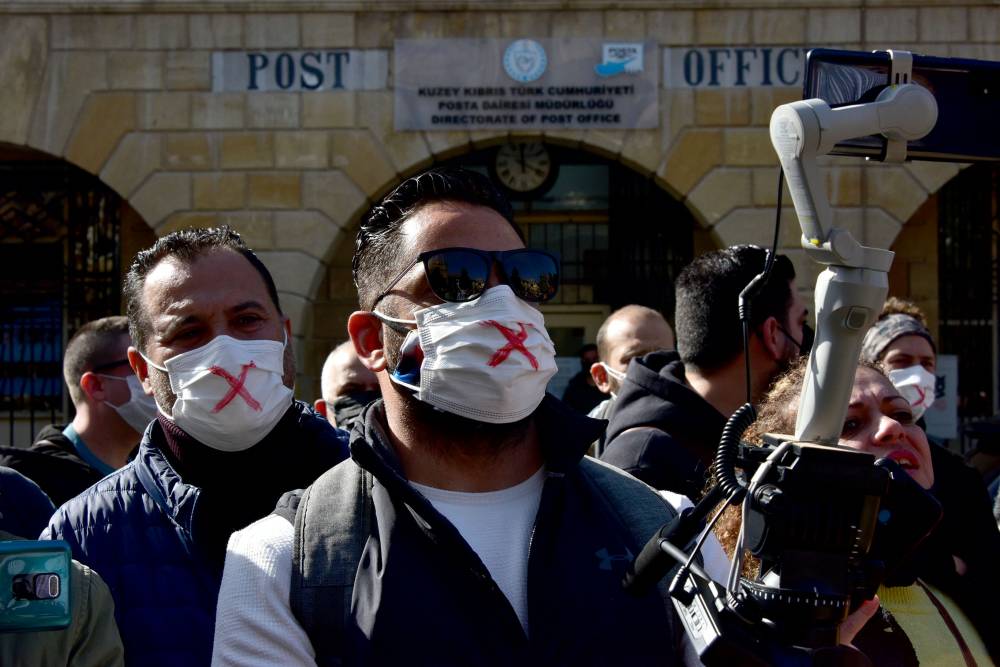 Basın özgürlüğü için mahkeme önünde 35