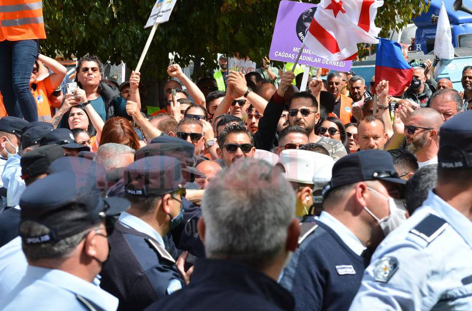 Belediyelerde öfke büyük 44