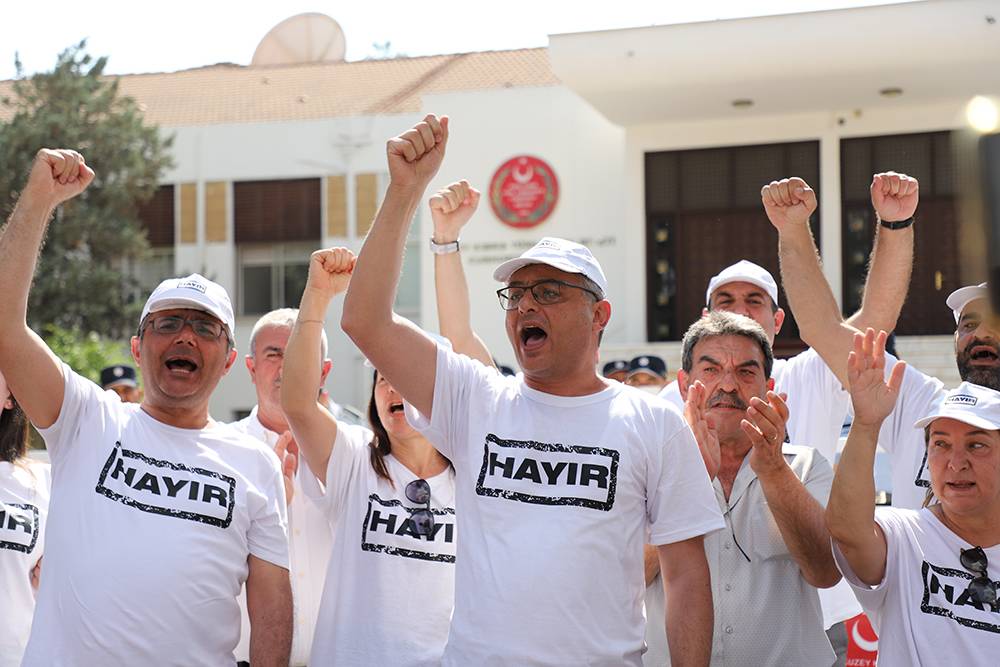 CTP'DEN SES GETİREN EYLEM: ‘HAYIR’ 19
