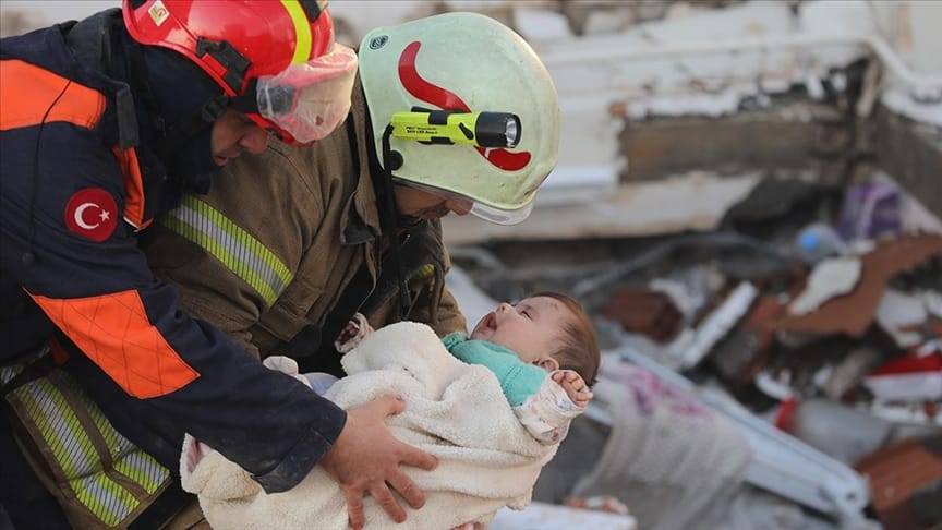 FOTOĞRAFLARLA YÜZYILIN FELAKETİ... 13