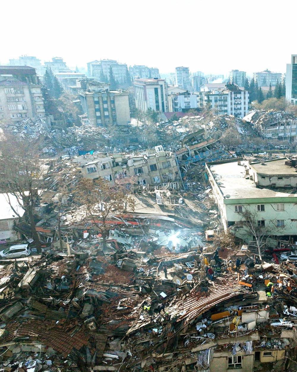 FOTOĞRAFLARLA YÜZYILIN FELAKETİ... 14