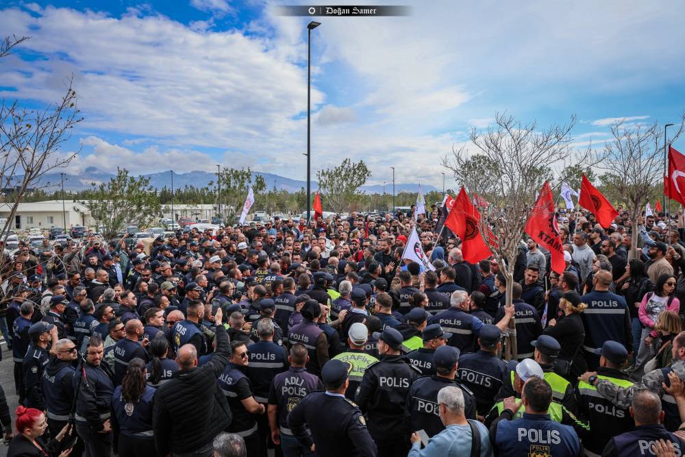 Halk sokakta: "Hükümet istifa" 34
