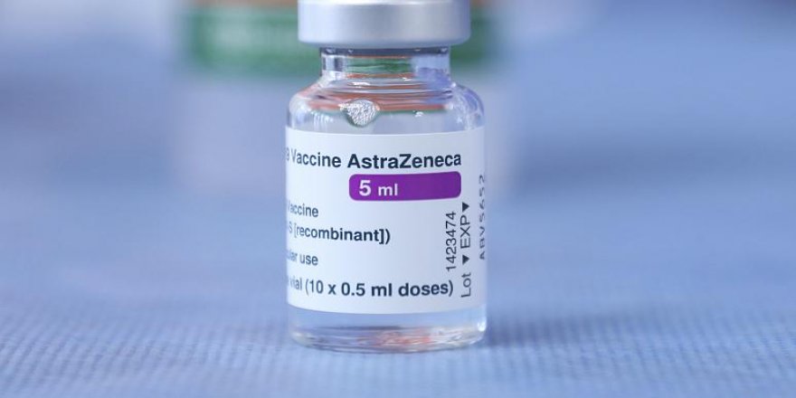 Avrupa İlaç Ajans: AstraZeneca aşısı ile kan pıhtılaşması arasındaki bağ hala araştırılıyor