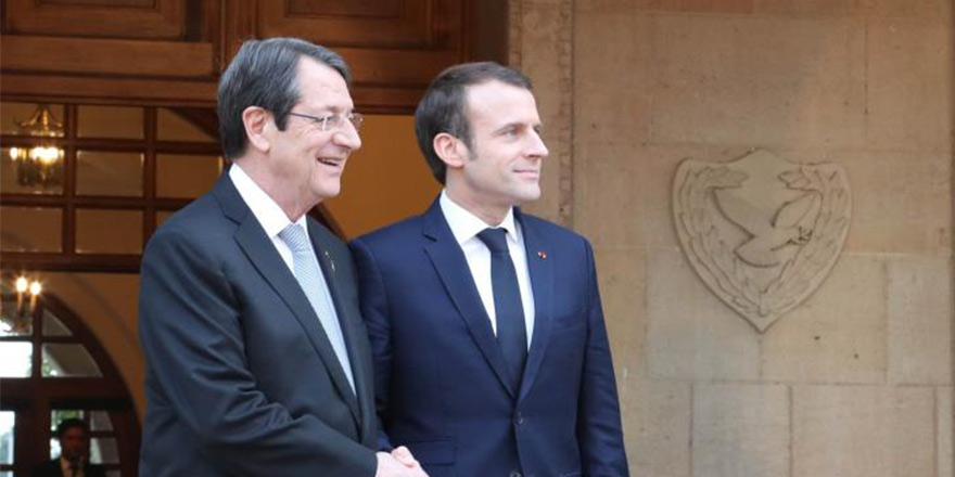 Fransa’dan federasyon vurgusu