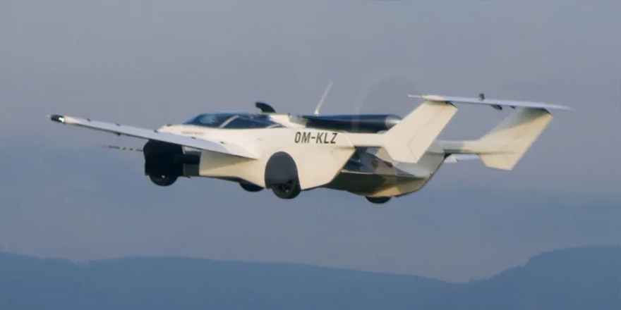 Slovakya'da uçan otomobil AirCar'dan şehirlerarası test uçuşu