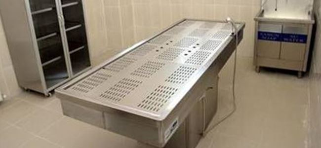 Bir gün sonra morgda dirildi