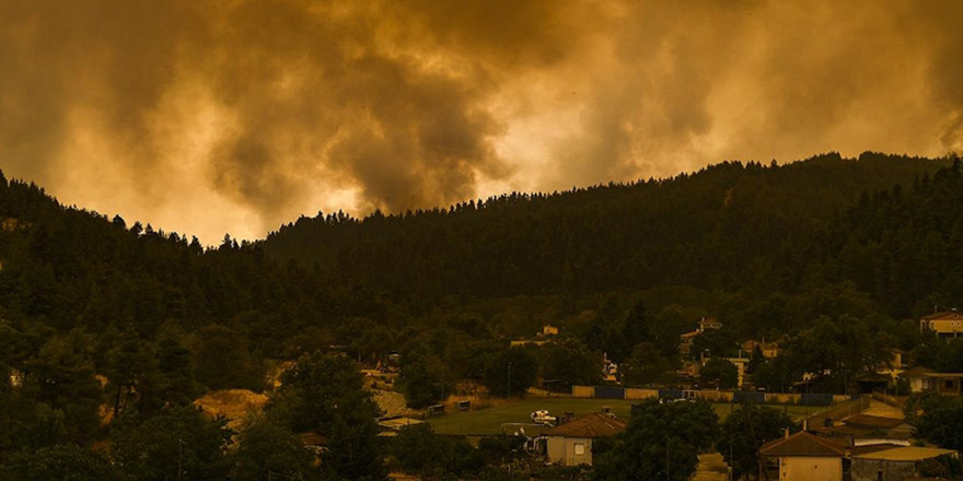 Yunanistan’da 10 gündür süren yangınlar kontrol altına alınamıyor