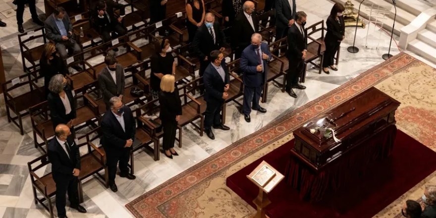 Mikis Theodorakis son yolculuğuna uğurlandı