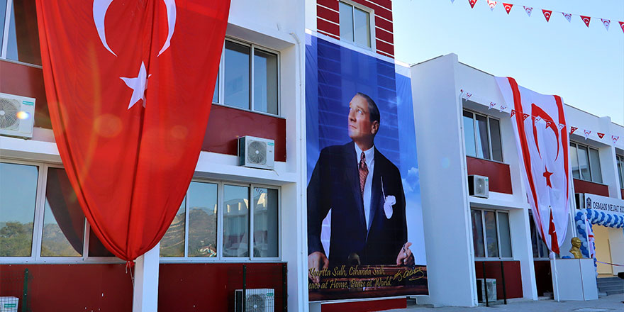 Girne'de Osman Nejat Konuk Ortaokulu açıldı