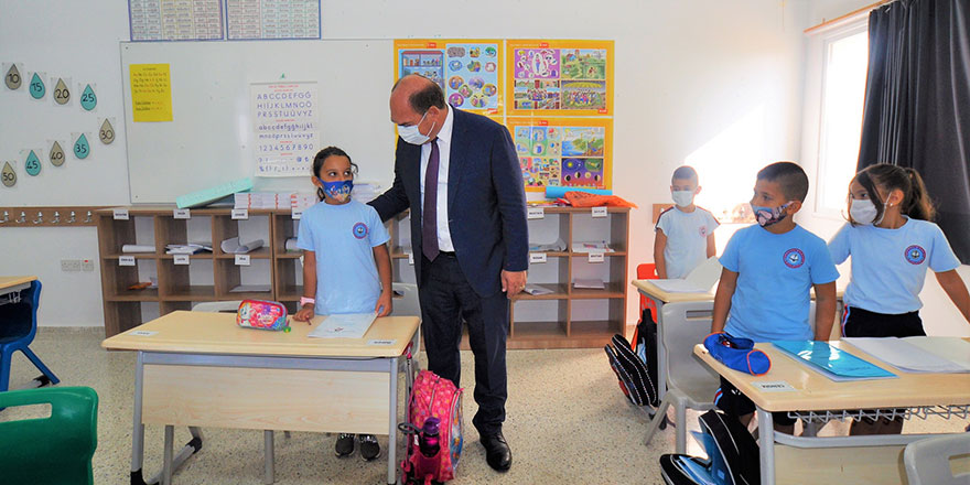 Değirmenlik Belediyesi okullara temizlik ve bakım yaptırdı