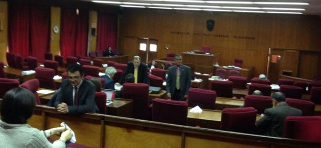 Ceza Meclisi geç topladı