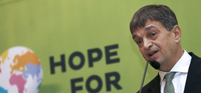 Champagne resmen aday