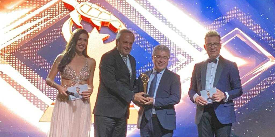 Albank'a Yılın Bankası Ödülü