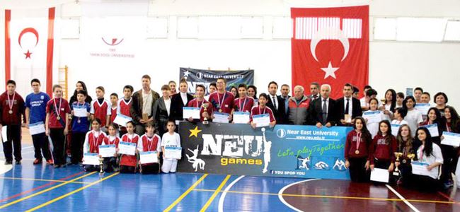 YDÜ çifte şampiyon