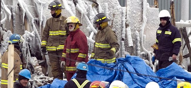 Huzurevindeki yangınında ölen 16 kişi kayıp