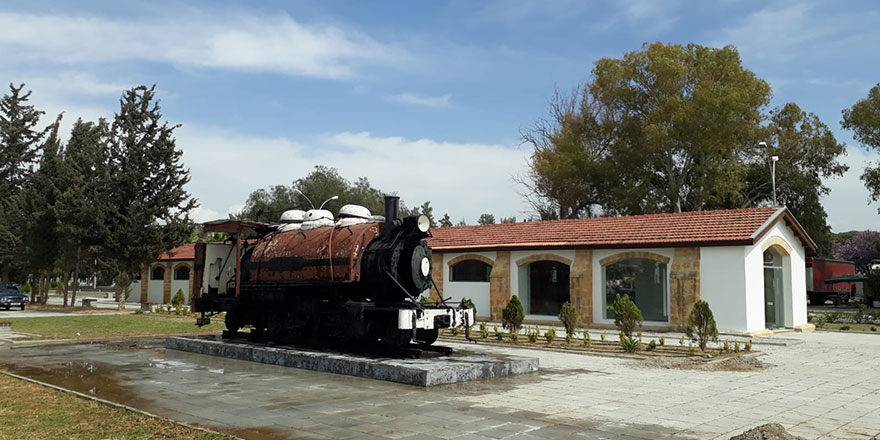 Güzelyurt’taki tarihi istasyon, bahçesinde trenle müze olarak hayat buluyor