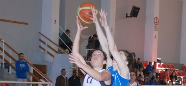 YDÜ sonunu getiremedi: 80-73