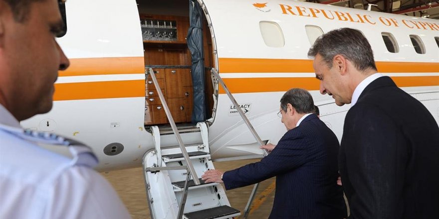 Kıbrıslı Rum lidere özel uçak