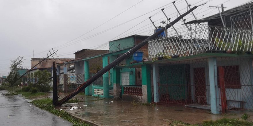 Kasırganın vurduğu Küba'nın tamamında elektrikler kesildi
