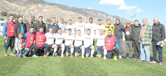 Geçitkale zirvede rahat