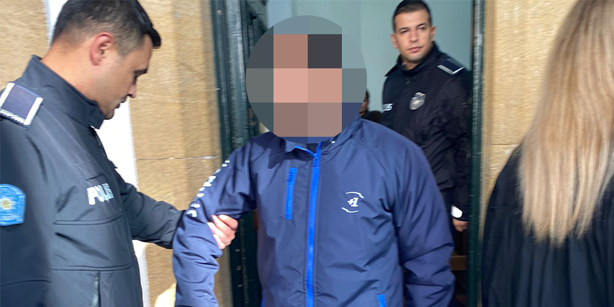 Sirkat ettiği parayı ailesi ödedi