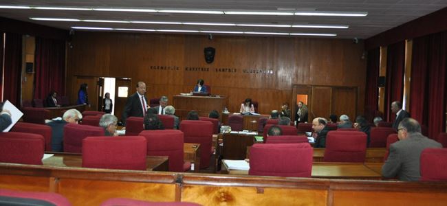 Meclste 10 gündem dişi konuşma var