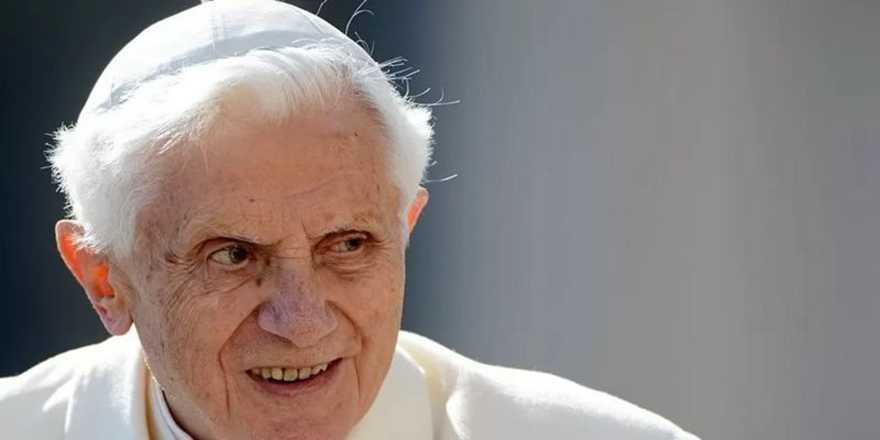 Eski Papa 16. Benedictus 95 yaşında hayatını kaybetti