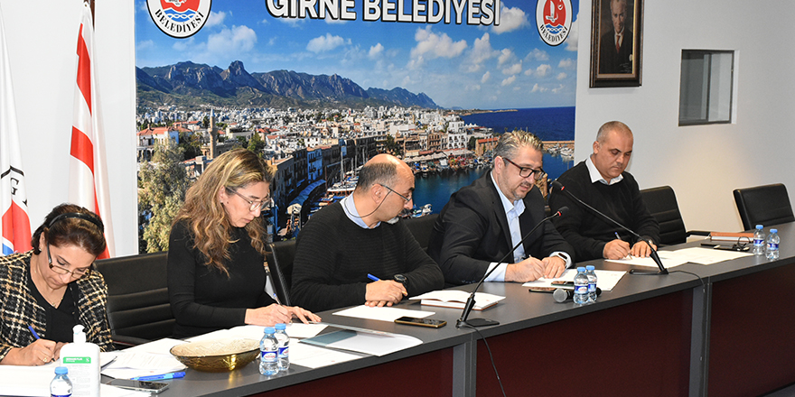 Girne Belediyesi Meclis Toplantısı canlı yayımlandı