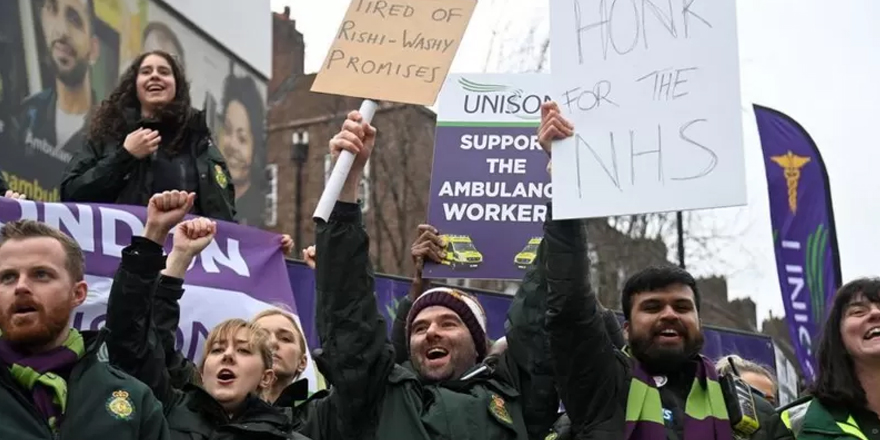 İngiltere'de grevleri kısıtlayan yasa tasarısı Avam Kamarası'ndan geçti
