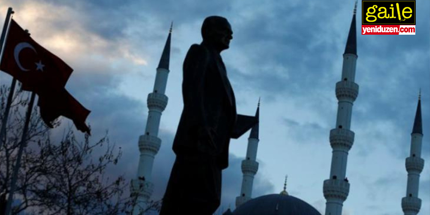 Post-Kemalist ve Post-İslamcı Türkiye’ye Doğru Mu?
