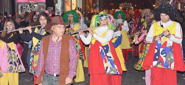 Limasol ve Baf’ta karnaval coşkusu
