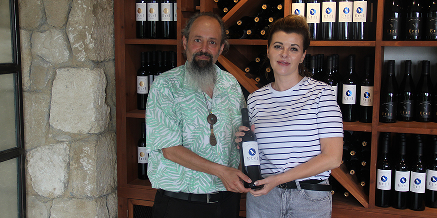 Kıbrıs’ın en eski geleneklerinden şarapçılığın Kuzey Kıbrıs’taki öncü durağı: Etel Winery