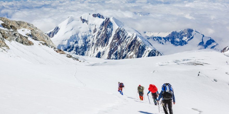 Everest Dağı’ndaki dağcı ölümleri son yılların en yüksek seviyesine ulaştı