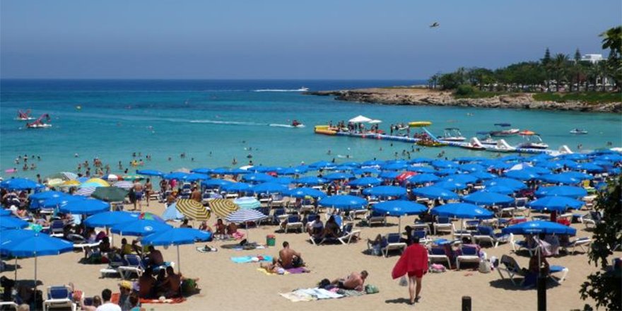 Güney Kıbrıs'a gelen turist sayısında artış